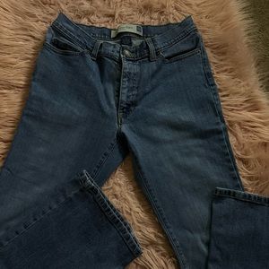 GAP flared jeans !